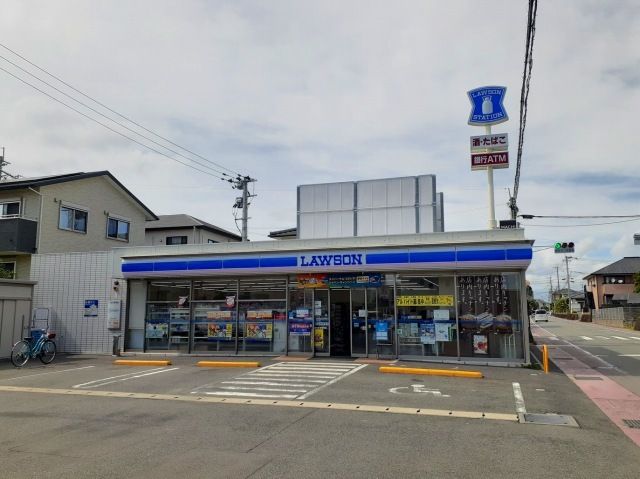 近くのローソン合志菊南店まで1,800m（徒歩23分）