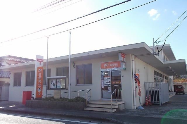 近くの恒見郵便局まで750m（徒歩10分）