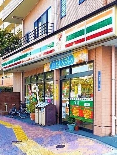 近くのセブンイレブン板橋大原町店まで171m（徒歩3分）