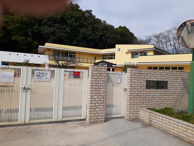 近くの瀬戸こども園まで750m（徒歩10分）