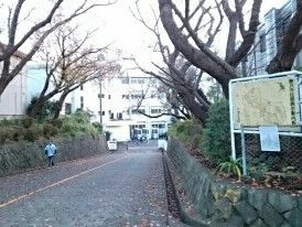 近くの大越小学校まで100m（徒歩2分）