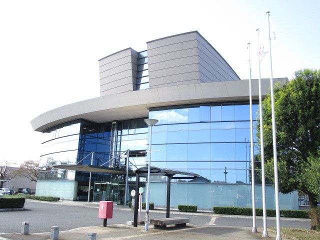 近くの常陸大宮市役所まで550m（徒歩7分）