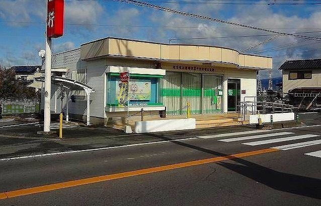 近くの神埼支店千代田町出張所まで1,300m(徒歩17分)