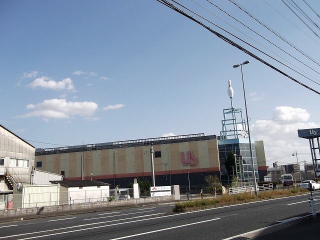 近くの施設まで2,800m（徒歩35分）