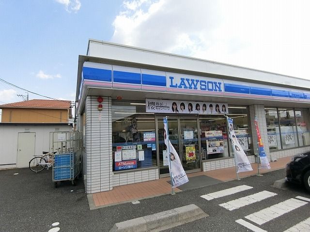 近くのローソン大垣東前店まで800m（徒歩10分）