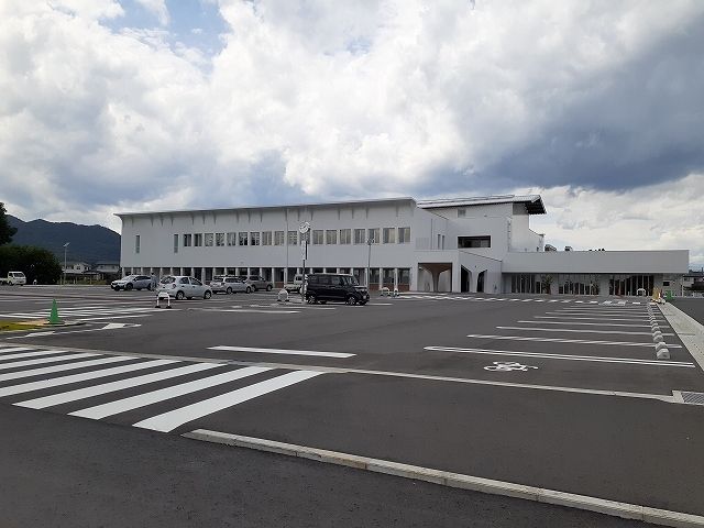 近くの塩谷町役場まで1,300m（徒歩17分）