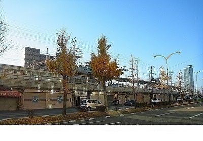 近くの阪急【春日野道駅】様まで520m(徒歩7分)