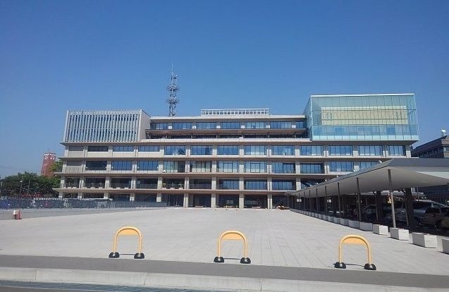 近くの秋田市役所まで1,400m（徒歩18分）