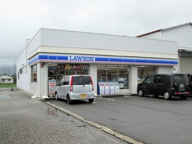 近くのローソン 北安曇池田店まで250m(徒歩4分)