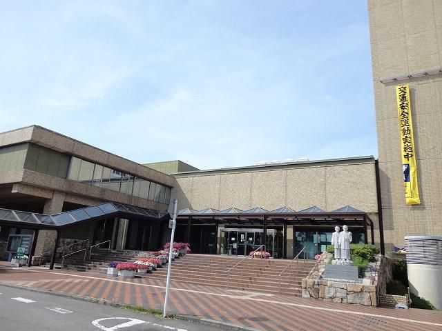 近くの東海市役所まで450m（徒歩6分）