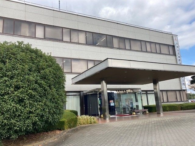 近くの芳賀町役場まで460m（徒歩6分）