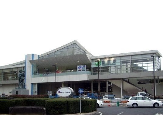 近くの駅まで3,000m（徒歩38分）