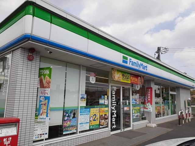 近くのファミリーマート東海渡内店まで206m(徒歩3分)