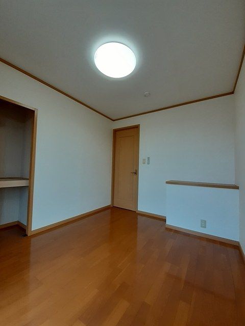 ベッドルーム