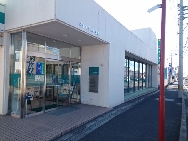 近くの伊予銀行小野支店様まで450m(徒歩6分)