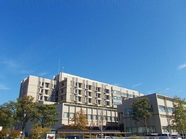 近くの秋田赤十字病院まで2,100m(徒歩27分)