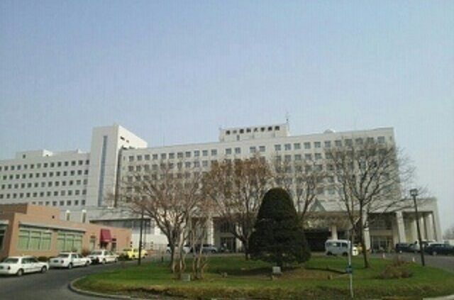 近くの旭川医科大学病院まで1,700m（徒歩22分）
