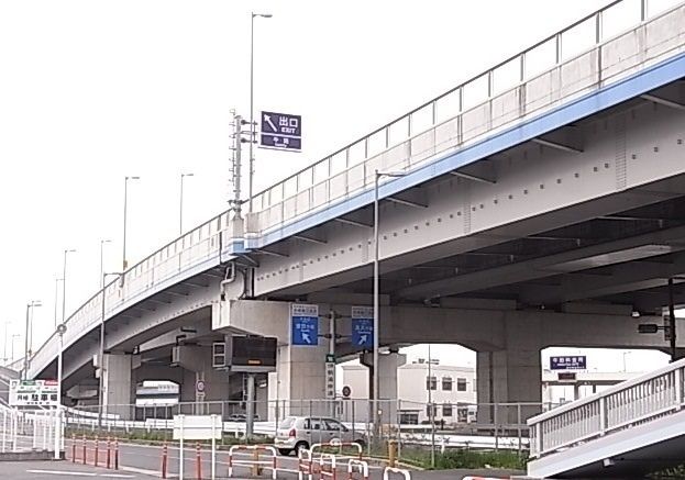 近くの牛田インターまで600m（徒歩8分）
