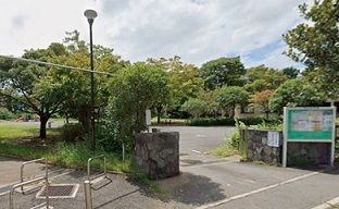 近くの千秀公園まで163m（徒歩3分）