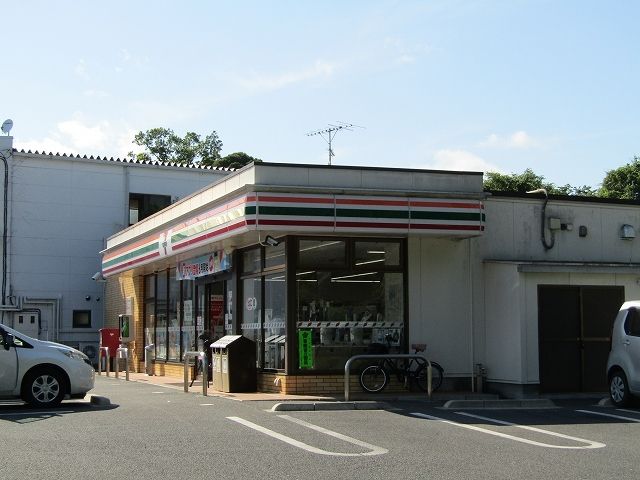 近くのセブンイレブン茂原木崎店まで450m（徒歩6分）