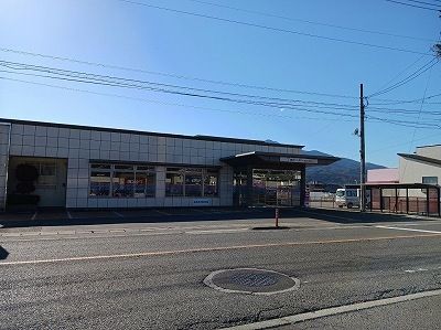 近くの徳島大正銀行阿波町支店様まで900m（徒歩12分）