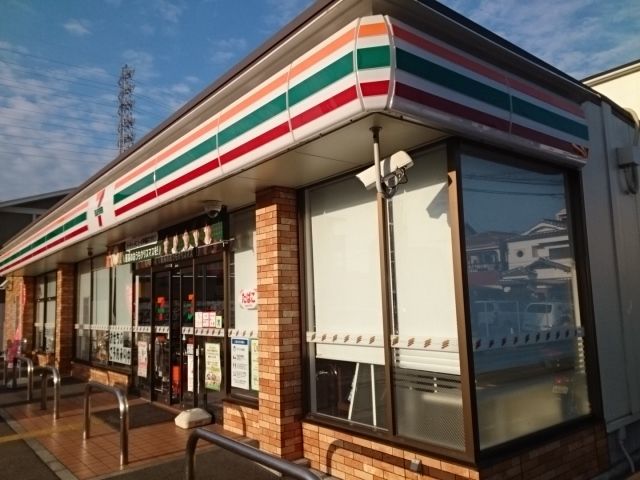 近くのセブンイレブン様まで500m（徒歩7分）