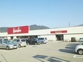 近くの原信まで550m（徒歩7分）