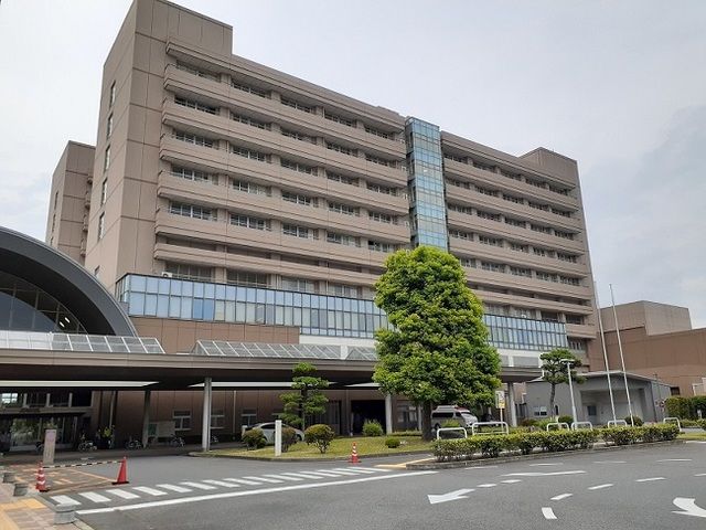 近くの伊勢崎市民病院まで1,300m（徒歩17分）