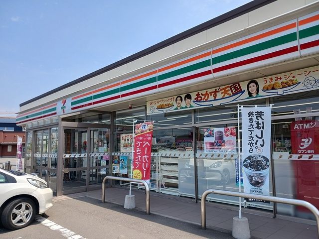 近くのコメリ潟上昭和店まで928m(徒歩12分)