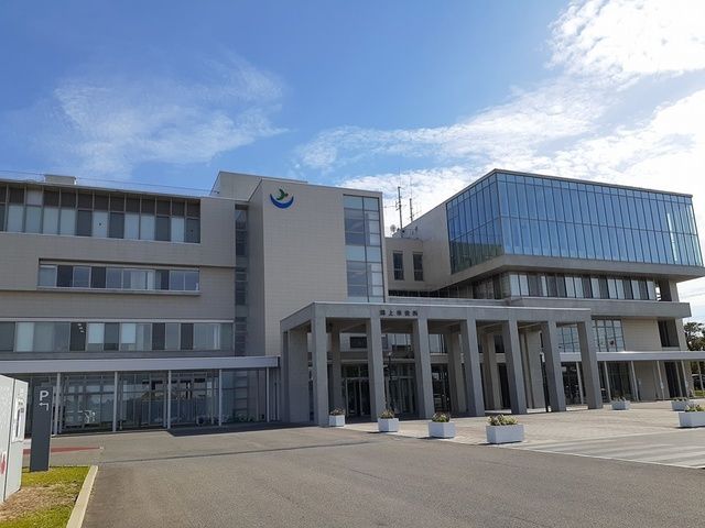 近くの潟上市役所まで5,674m（徒歩71分）