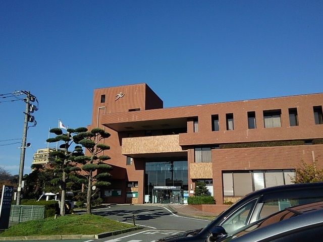 近くの福津市役所まで1,900m（徒歩24分）