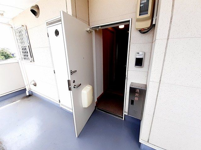 玄関