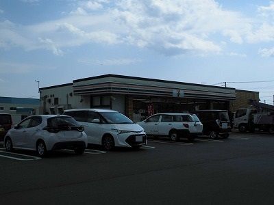近くのセブンイレブン蒲生田店まで160m(徒歩2分)
