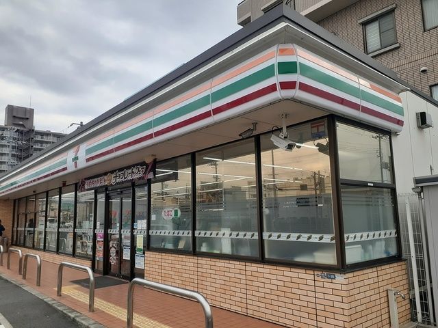 近くのセブンイレブン様まで450m(徒歩6分)