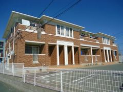 ストラーレ 牛川の外観画像