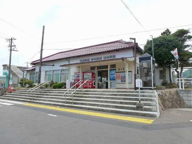 近くの青谷駅まで650m（徒歩9分）