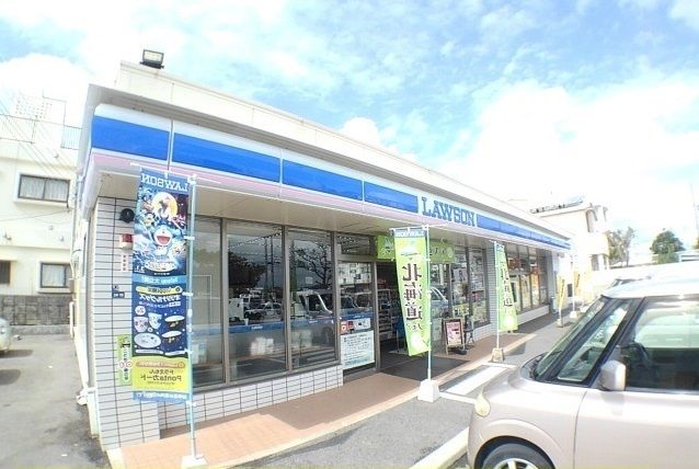 近くのローソン中頭病院前店まで160m(徒歩2分)