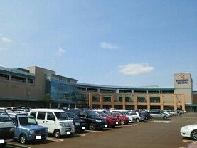 近くのリバーサイド千秋まで800m（徒歩10分）