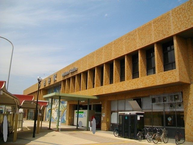 近くの市営【名谷駅】まで1,300m(徒歩17分)