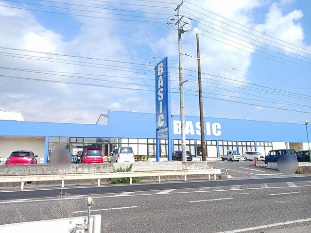 近くのＢＡＳＩＣ関店まで1,700m（徒歩22分）