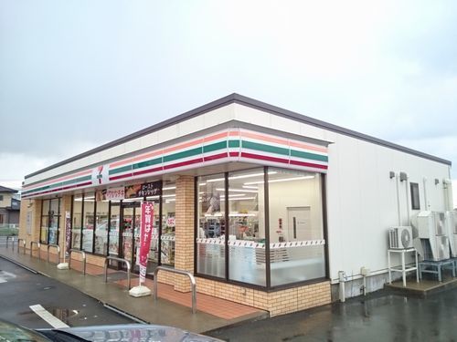 近くのセブンイレブン 福井栗森町店まで650m(徒歩9分)