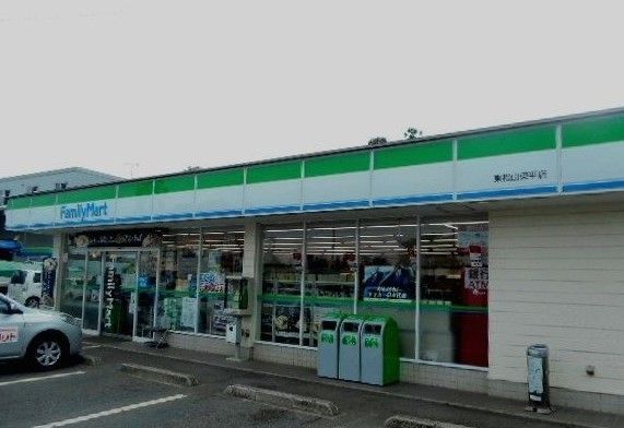 近くのコンビニまで750m（徒歩10分）