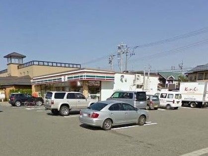 近くのセブンイレブン 新潟松崎店まで820m(徒歩11分)