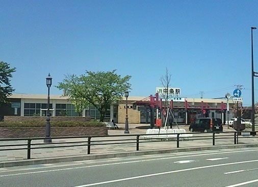 近くの中条駅まで1,400m（徒歩18分）
