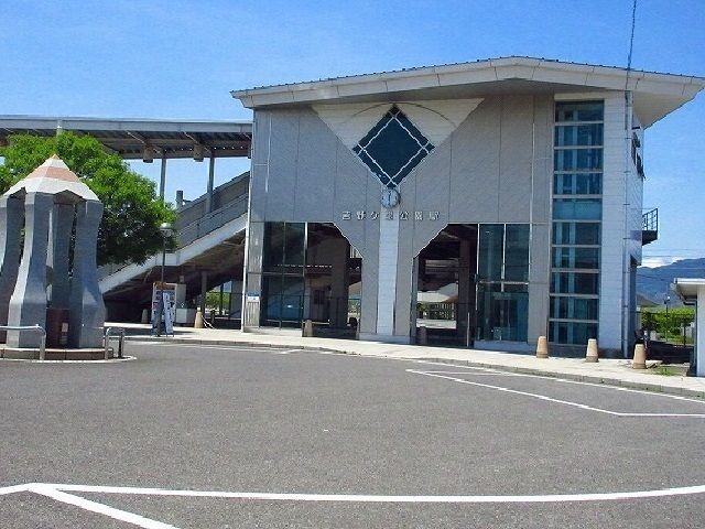 近くの吉野ヶ里公園駅まで920m(徒歩12分)