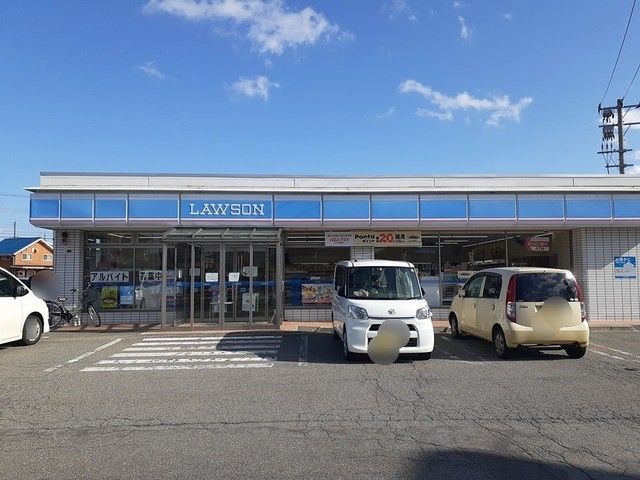 近くのローソン鶴岡桜新町店まで200m（徒歩3分）