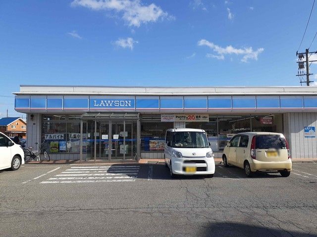 近くのローソン鶴岡桜新町店まで199m（徒歩3分）