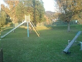 近くの星越公園まで760m（徒歩10分）