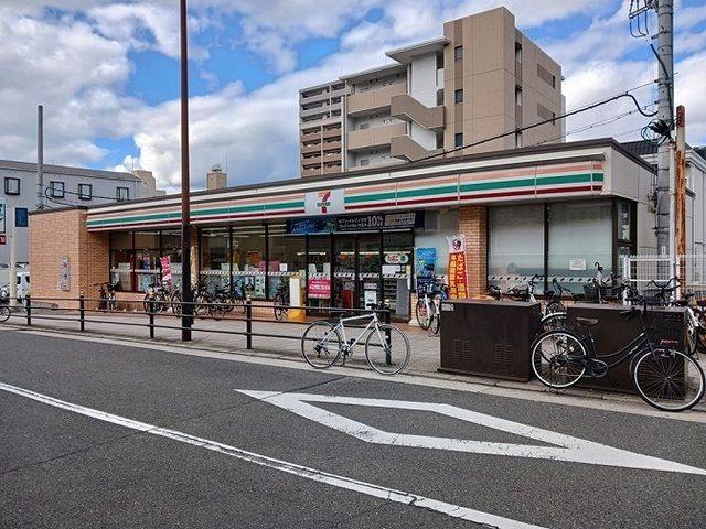 近くのセブンイレブン様まで100m(徒歩2分)