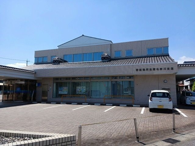近くの碧海信用金庫北新川支店まで810m(徒歩11分)